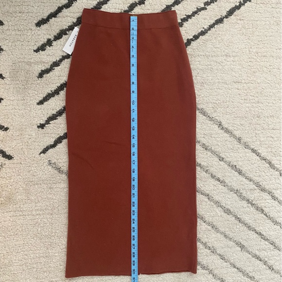 Aritzia Johan Midi Skirt - Picture 7 of 7